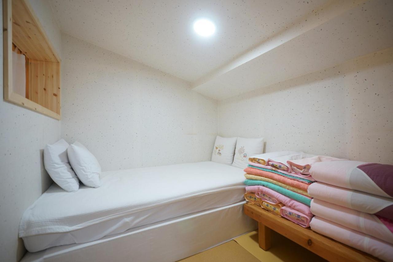 Hanok Madang Jeonju Esterno foto