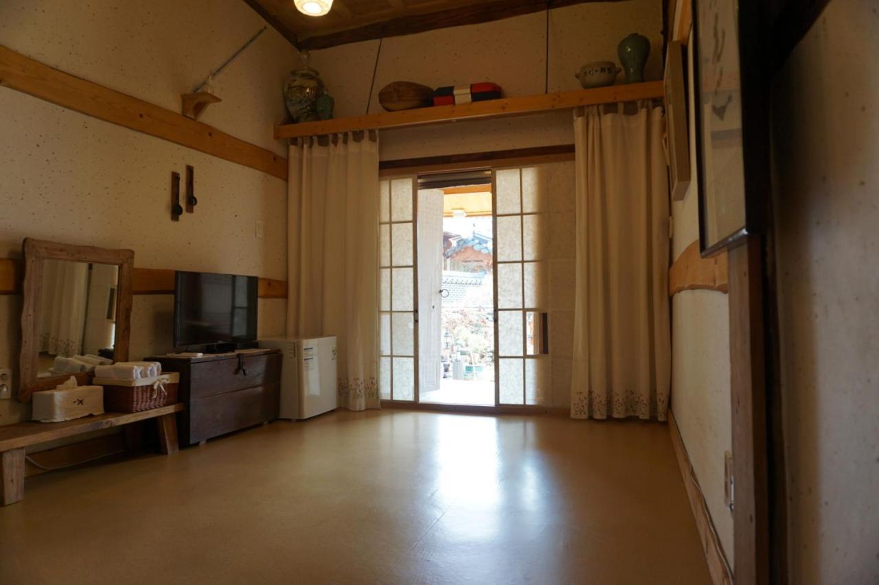 Hanok Madang Jeonju Esterno foto