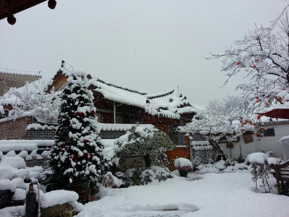 Hanok Madang Villa Jeonju Esterno foto